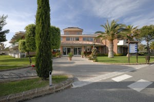 Villaggio Turistico La Cecinella - Eingang des Campingplatzes