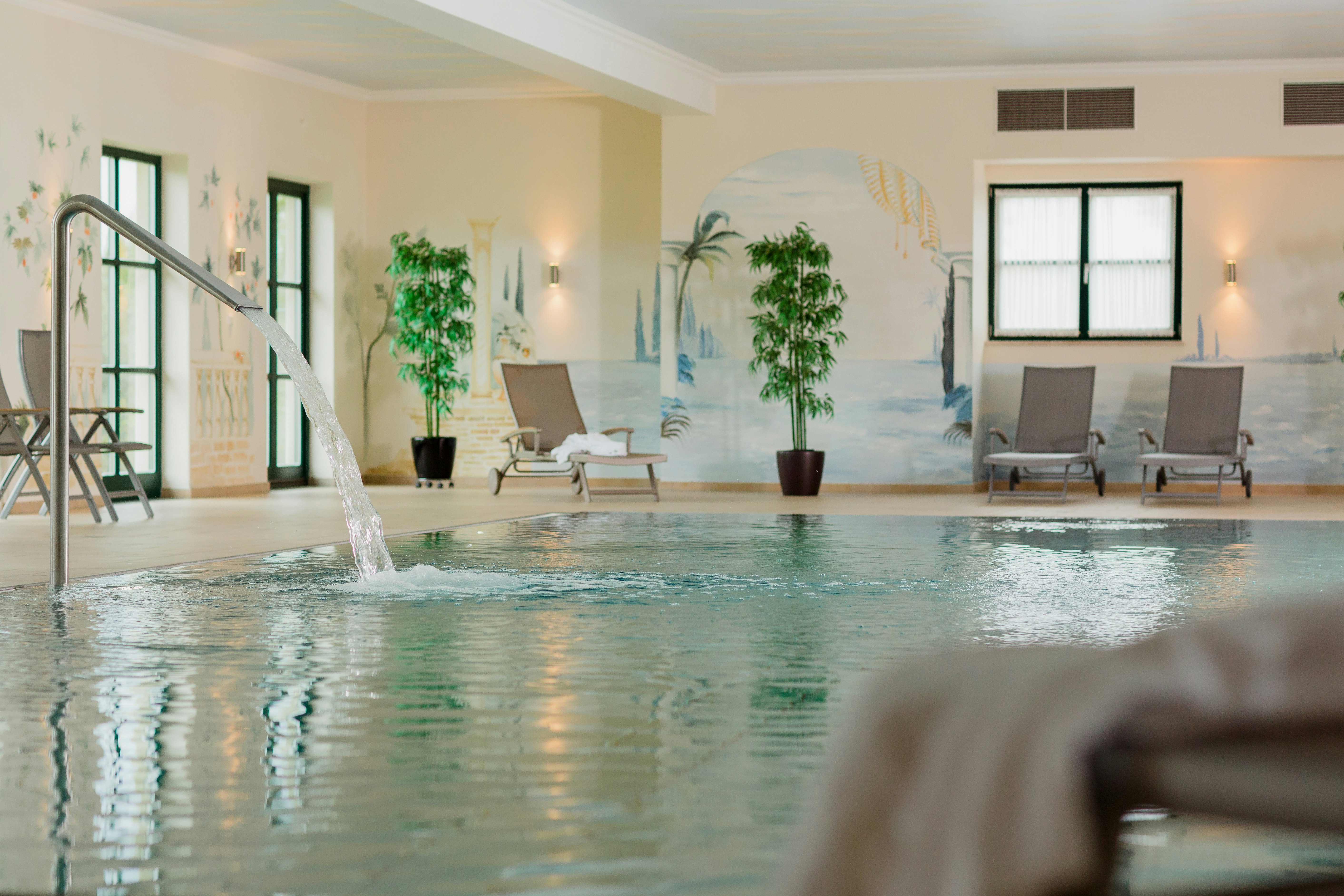 Vital Camping Bayerbach - Pool im Wellnessbereich des Campingplatzes