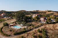 Vodatent @ Camping Agricola la Casetta  - Luftaufnahme des Campingplatzes mit Pool im Freien