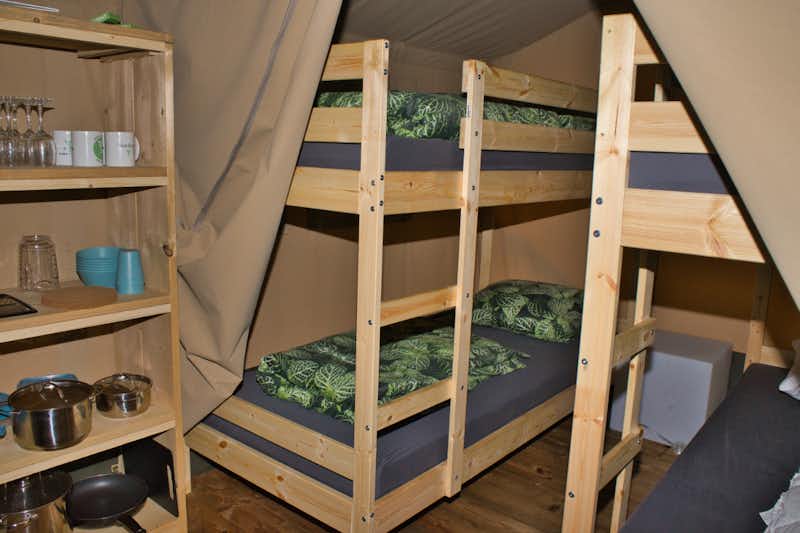 Vodatent @ Camping Aller Leine Tal - Mehrbettzimmer in einem Glamping-Zelt