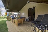 Vodatent @ Camping Catsop - Terrasse eines Glamping-Zeltes