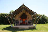 Vodatent @ Camping de Kuilen - Glamping-Zelt mit Terrasse auf dem Campingplatz