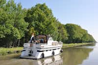 Vodatent @ Camping het Veen - Bootsfahrten auf dem Fluss als Freizeitaktivität