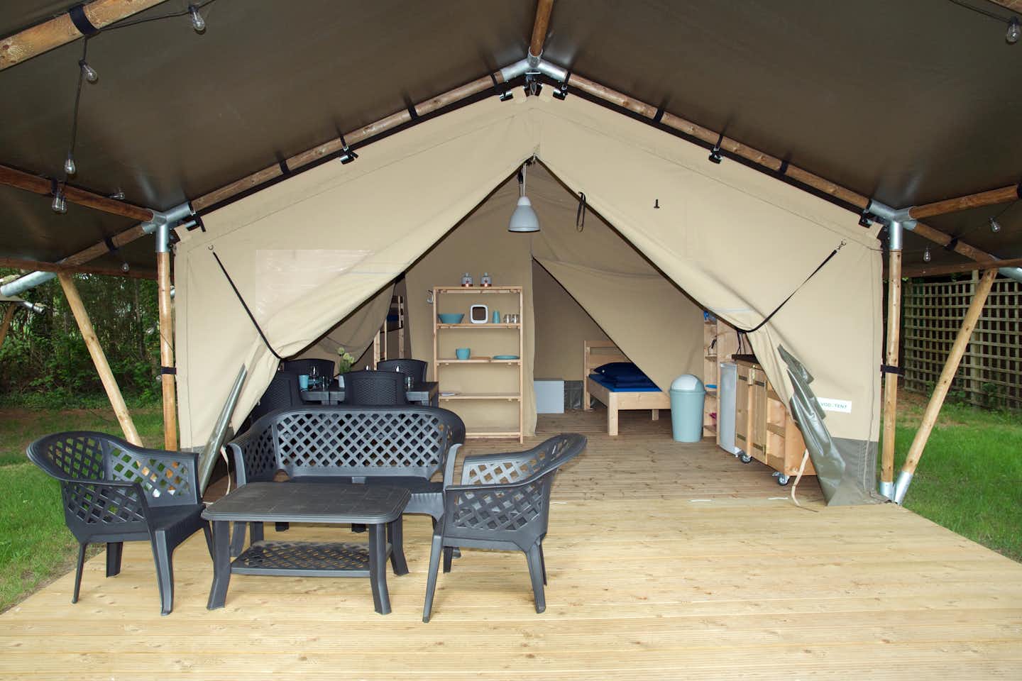Vodatent @ Camping Troisvierges  Vodatent @ Camping Troivierges - Mietunterkunft mit überdachter Terrasse