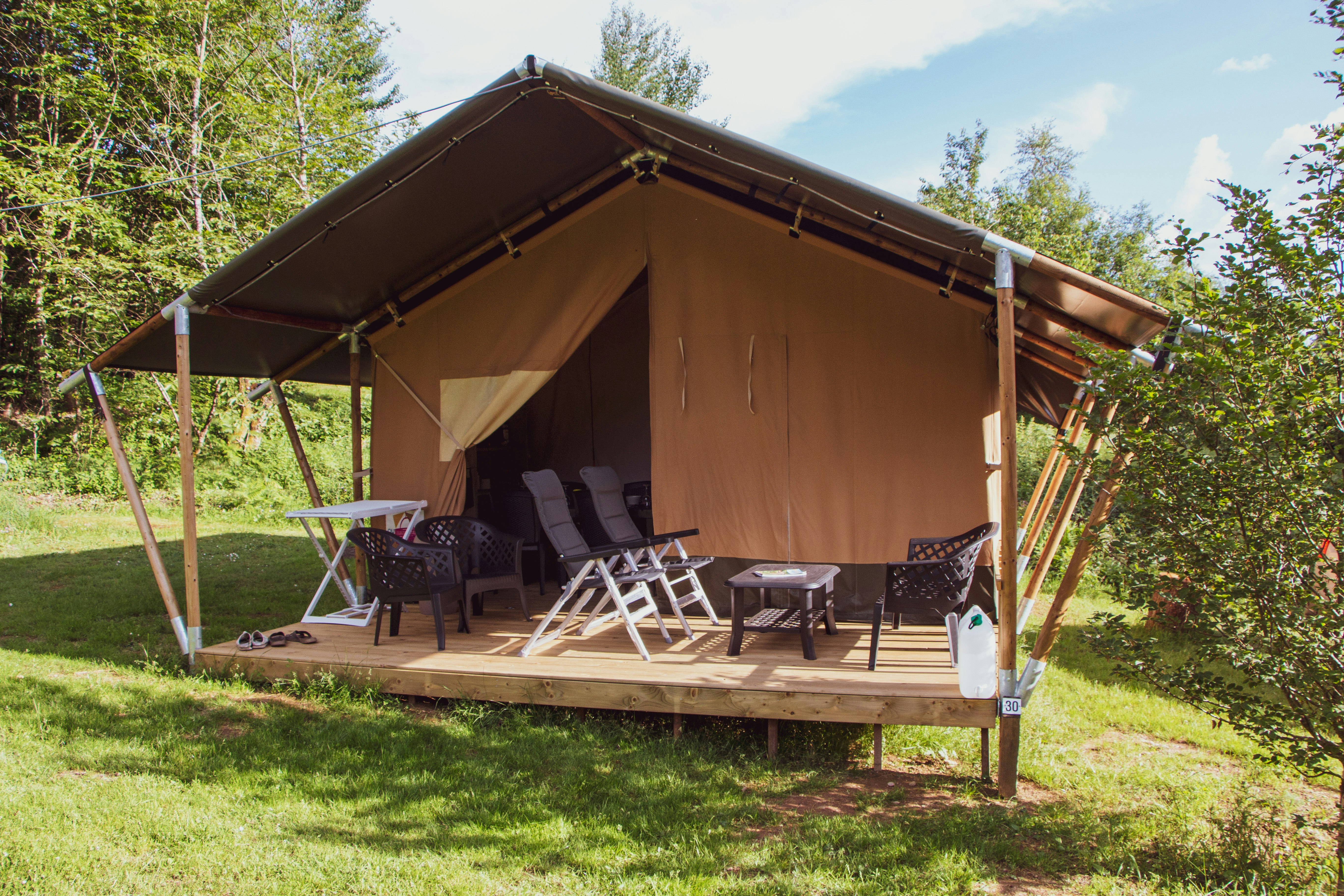 Vodatent @ Camping Vallee de L'Our - Glamping-Unterkunft auf dem Campingplatz