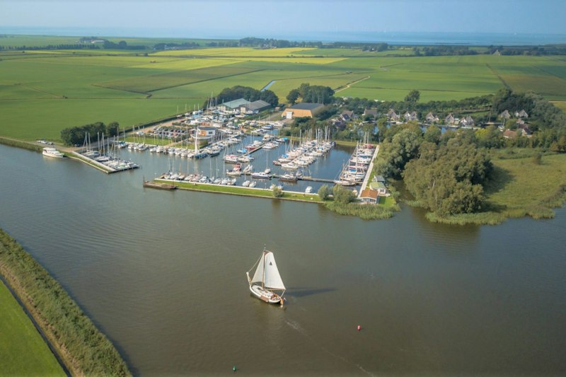 Vodatent @ Minicamping Marina Warns (foto 1, bron: ANWB Camping)