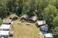 Vodatent @ Recreatiepark de Wrange - Luftaufnahme des Campingplatzes mit Stellplätzen und Glamping-Unterkünften