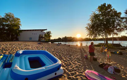 Wake and Camp