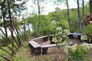 Wanha Autti Camping - Feuerstelle im Grünen auf dem Campingplatz