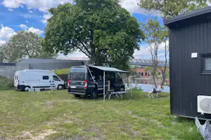 Wassersportzentrum Alte Feuerwache - Standplätze auf dem Campingplatz