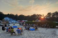 Waldesruh Camping CMA  Watercamp Waldesruh - Beach Area für gemütliches Beisammensein zum Sonnenuntergang
