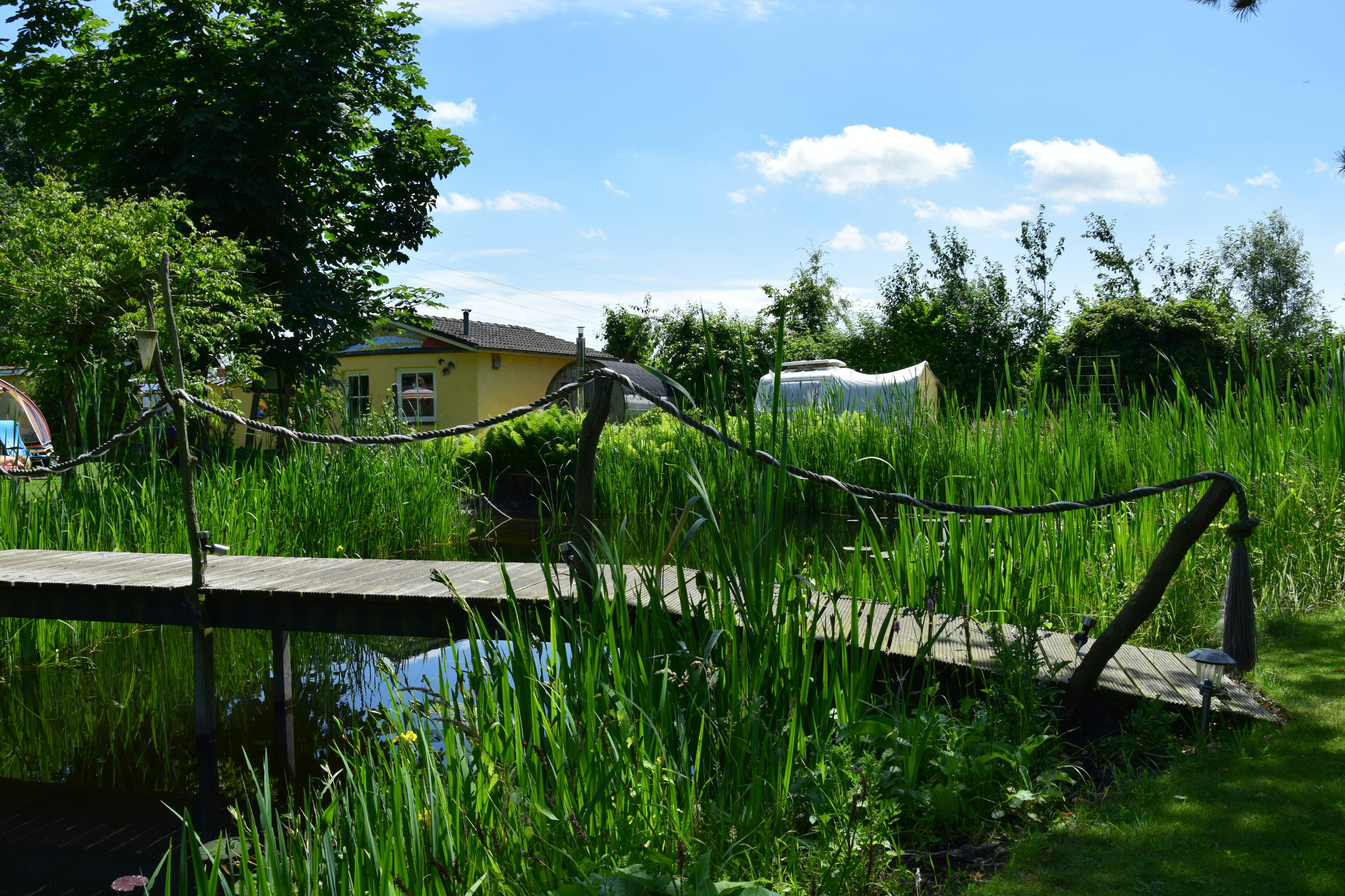 Wellnesscamping Favora - Brücke auf dem Campingplatz