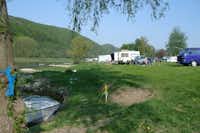 Weserbergland-Camping  -  Wohnwagen- und Zeltstellplatz vom Campingplatz mit direktem Zugang zum Fluss