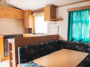 355770281.jpg