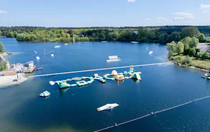 Wohnmobilpark am Badesee Aurich