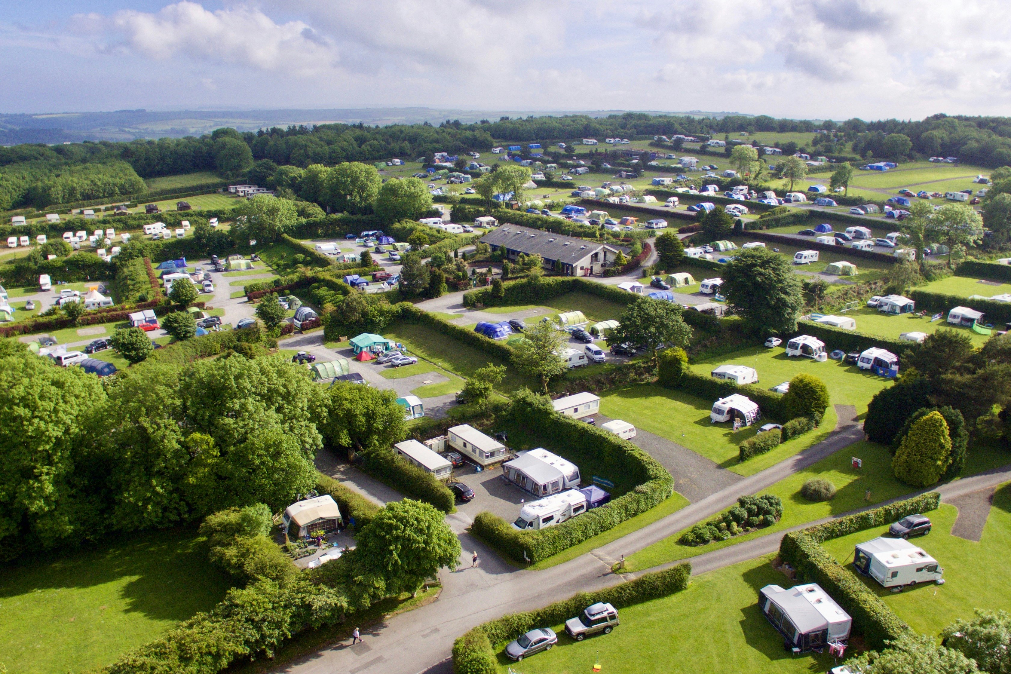 Woodlands Caravan & Camping Park  Woodlands Grove Caravan & Camping Park  - Luftaufnahme des Campingplatzes