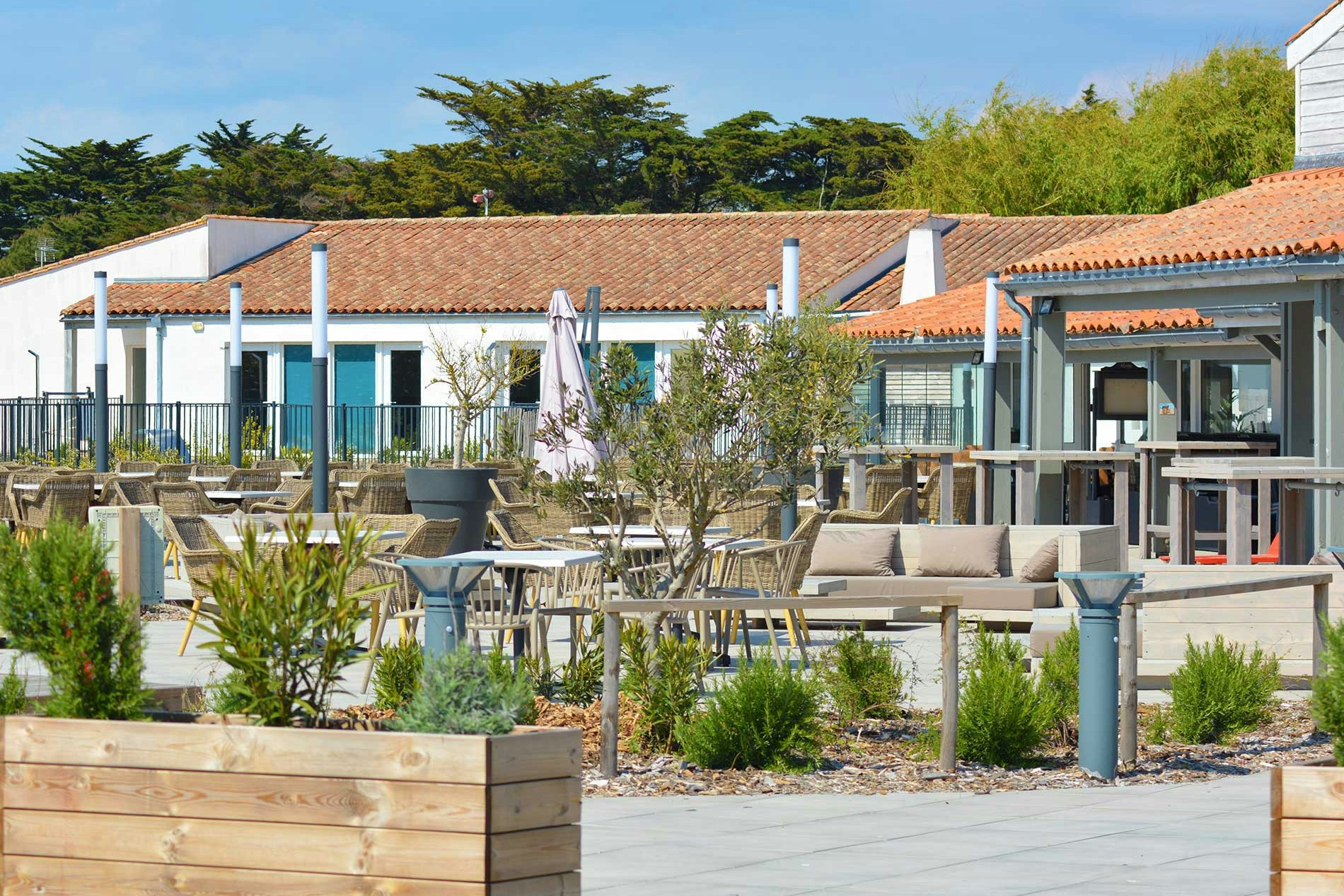 Yelloh! Le Village du Phare  - Restaurant mit Terrasse auf dem Campingplatz