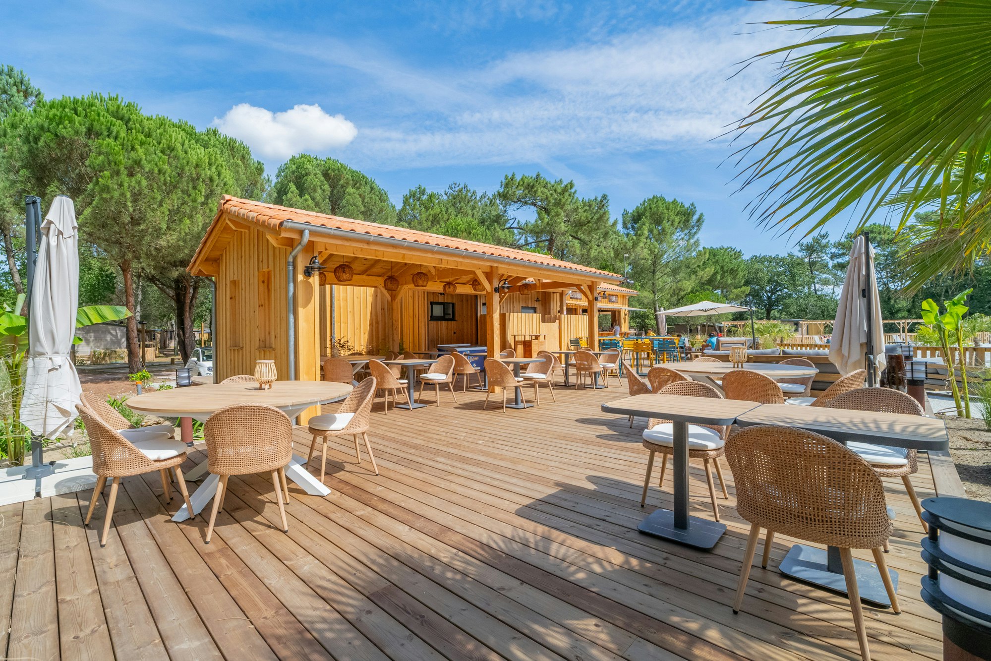 Yukadi Village Les Couleurs de La Coubre - Restaurant Terrasse auf dem Campingplatz
