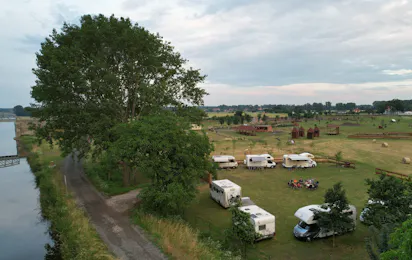 Zoopark Zelčín