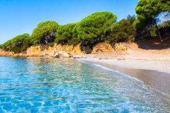 Campeggio sulla spiaggia in Corsica