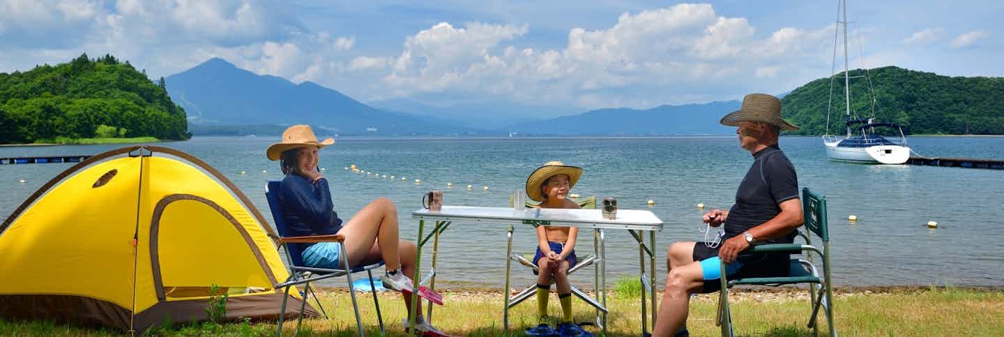 Camping avec des enfants sur le lac Majeur