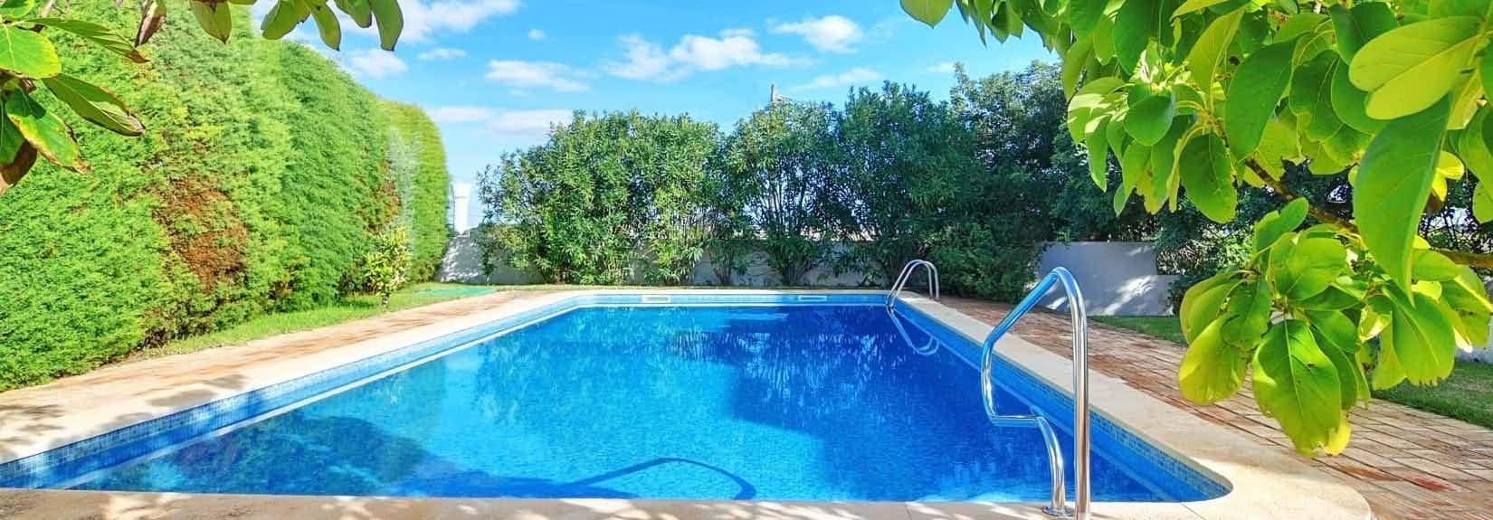 Camping an der Ardèche mit Pool