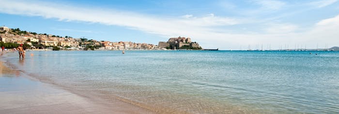 Campeggio per nudisti in Corsica