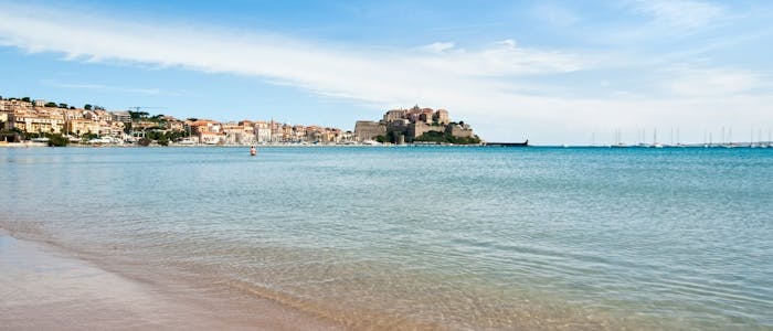 Campeggio per nudisti in Corsica