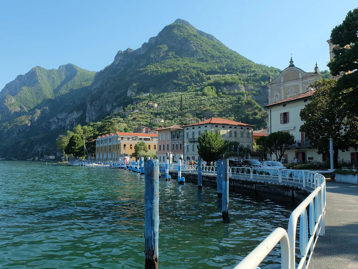 Promenada nad jeziorem Iseo