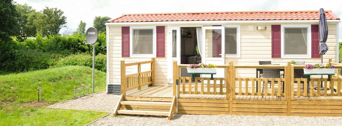 Mobilheime an der italienischen Riviera