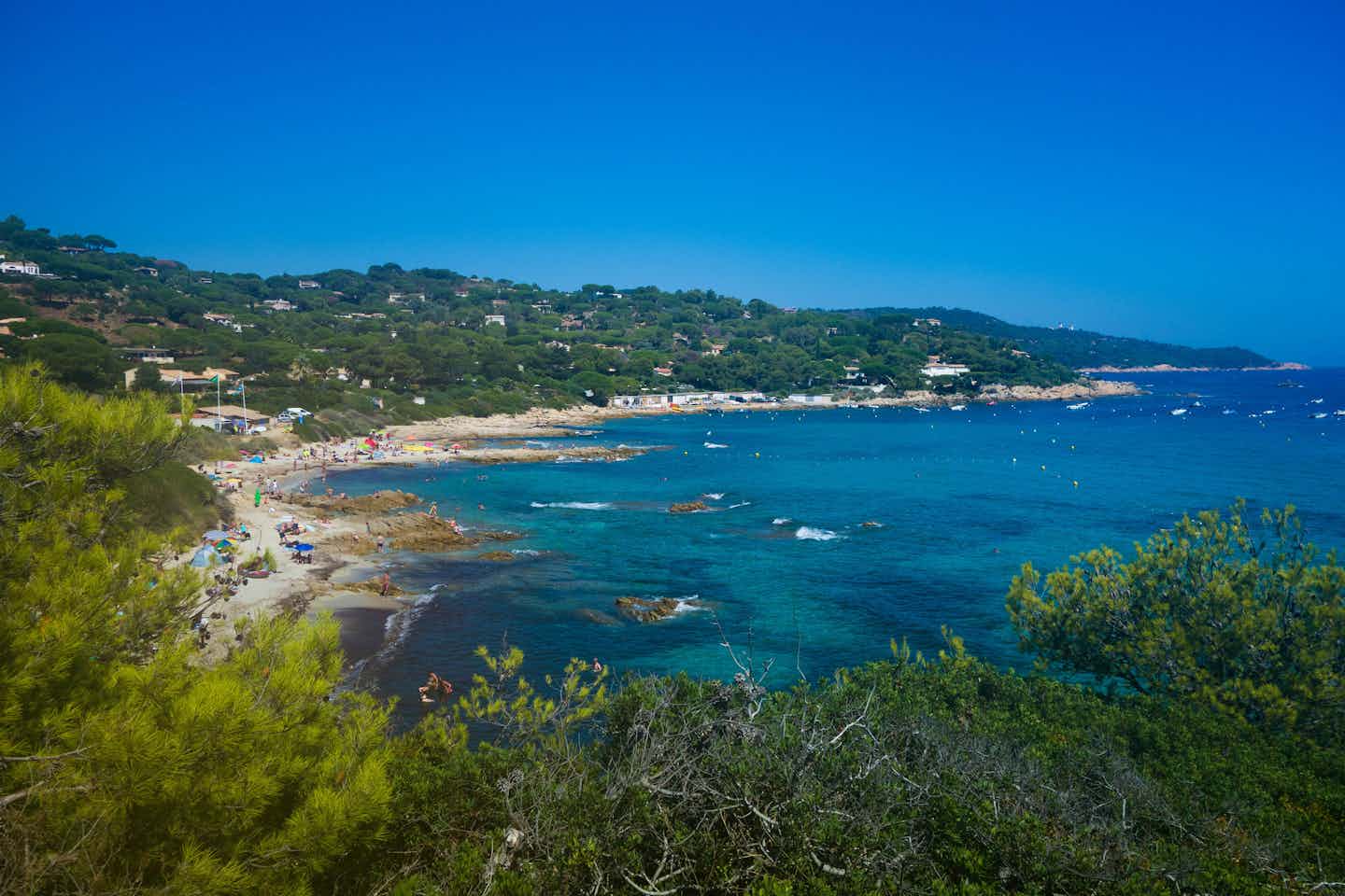 Camping am Meer in der Provence