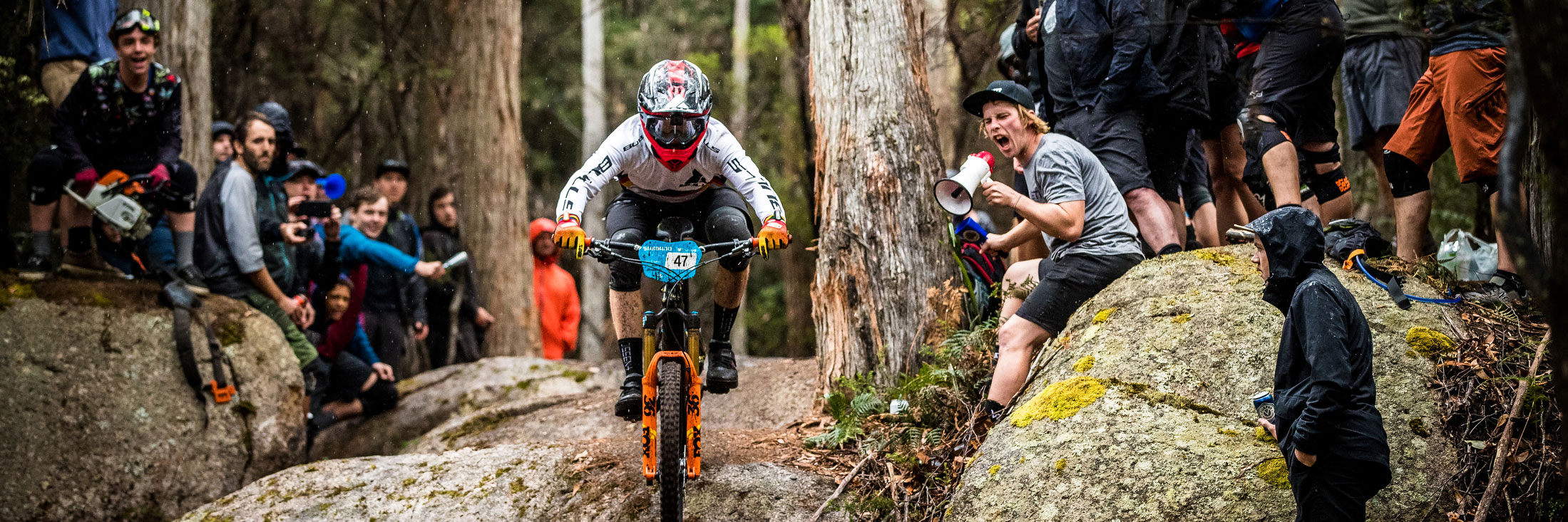 Camping in Tasmanien mit Mountainbike und Familie PiNCAMP by ADAC