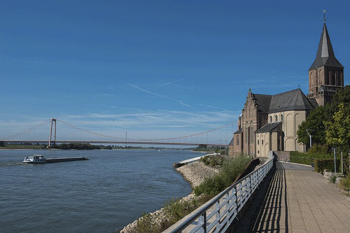 niederrhein-emmerich-rheinpromenade.png