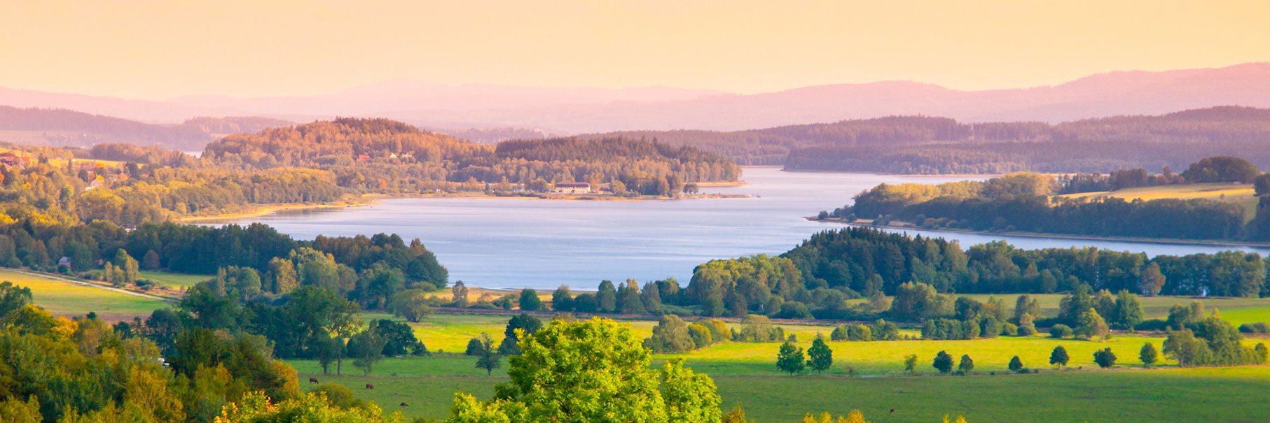 Camping am Lipno-Stausee: Natururlaub am Bhmerwald | PiNCAMP by ADAC