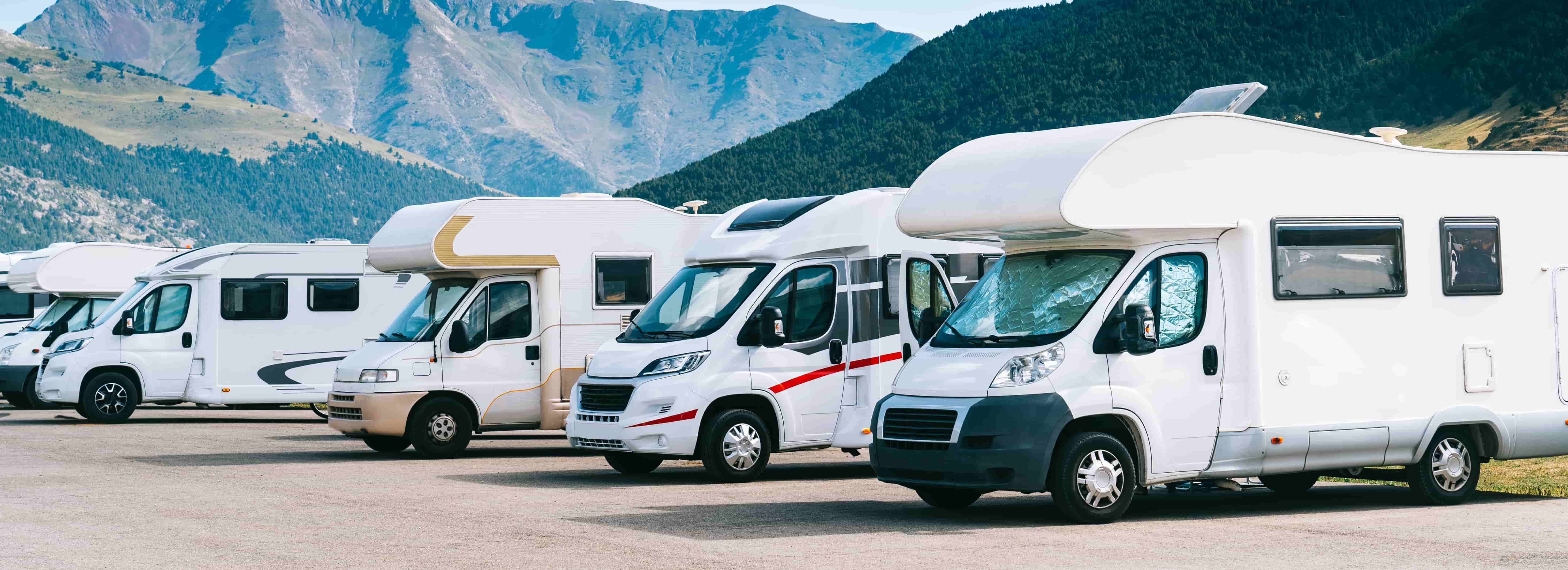 Wohnmobil-Höhe: Wie hoch sollte mein Campingfahrzeug sein? - PiNCAMP Magazin