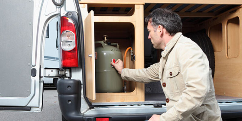 Darfst du beim Fahren Flüssiggasanlagen betreiben?