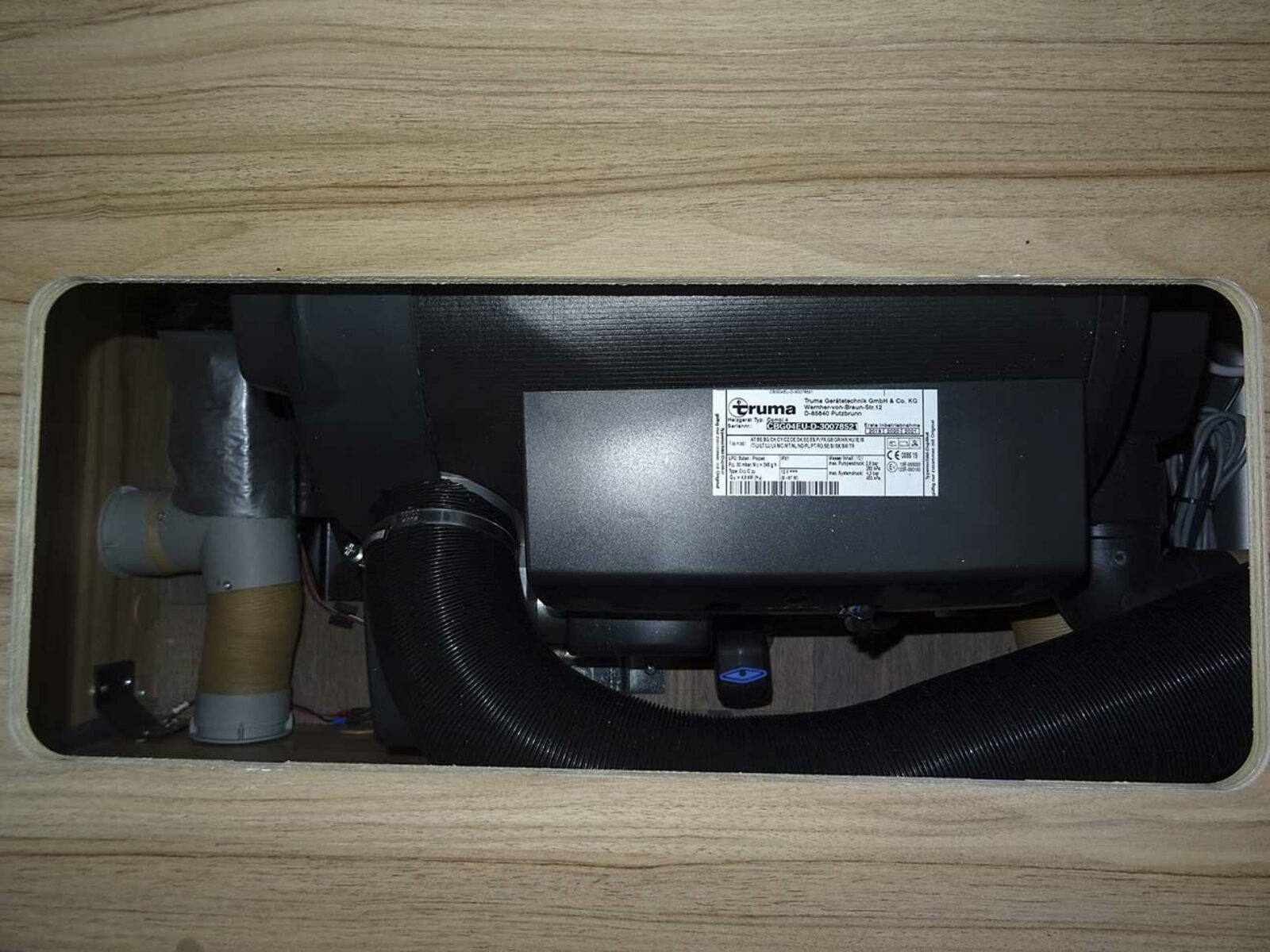 Erstaunlich Wohnwagen Heizung Elektrisch Ebenbild
