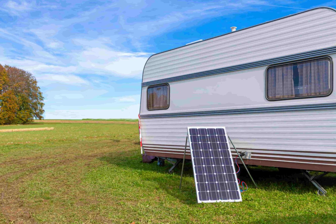 Unabhängig auf Reisen mit einer Solaranlage für den Camper