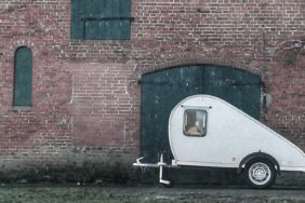 Unterwegs mit Birdy – Wie Camping mit Mini-Wohnwagen geht