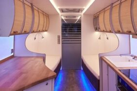 BMC baut exklusives Wohnmobil aus NEOPLAN Tourliner Reisebus
