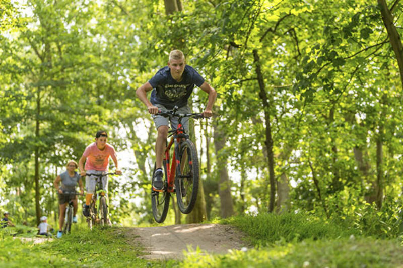 Offroad Fahrradstecke auf dem Campingplatz