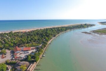 Luftaufnahme von Camping Capalonga.