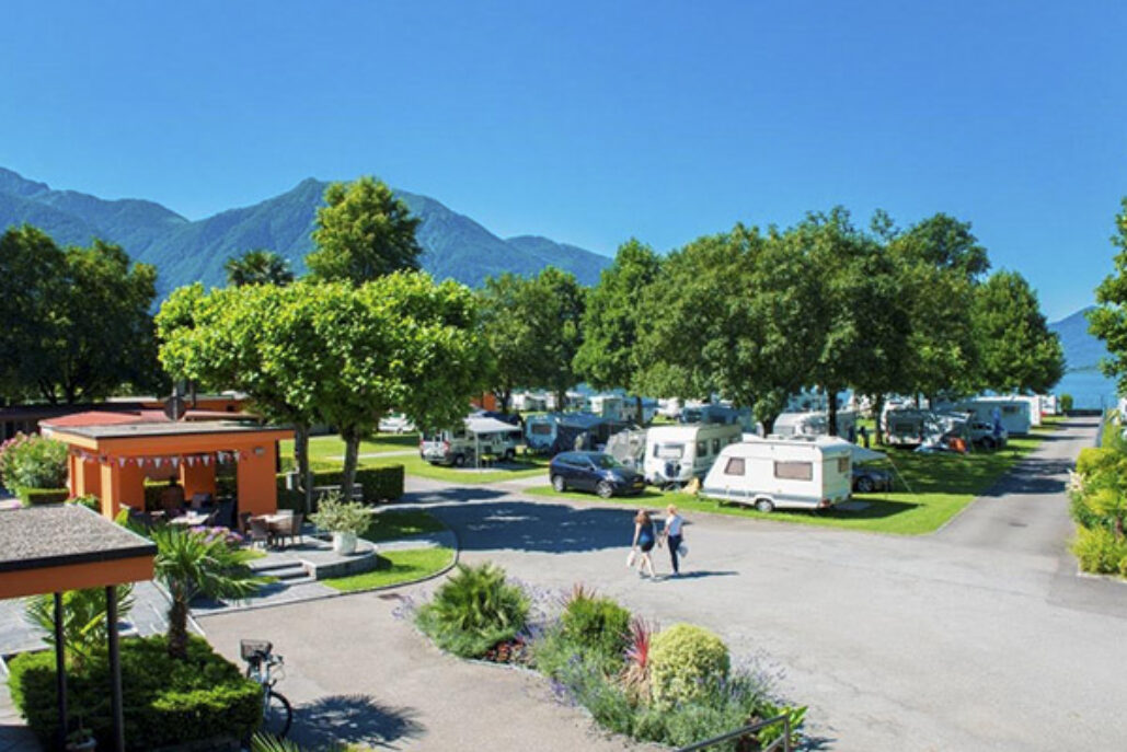 Die 8 schönsten Campingplätze am Lago Maggiore - PiNCAMP Magazin