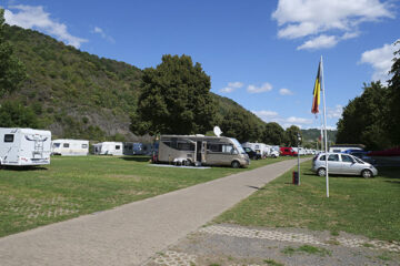 Kultur-Camping mit dem Wohnmobil. Moseltal