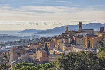 Die Stadt Grasse an der französischen Riviera