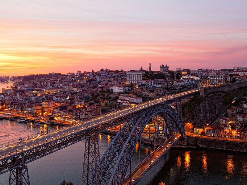 Brücke "Ponte Luís I" über den Fluss Douro und Porto