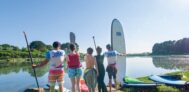 Surfen mit professionellen Betreuern auf dem Campingplatz