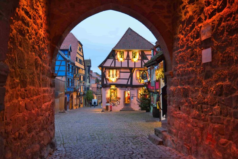 Weihnachtszeit in Riquewihr im Elsass