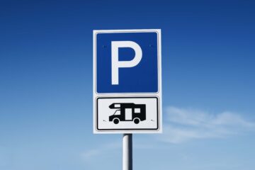 Parkplatzschild für Wohnmobile