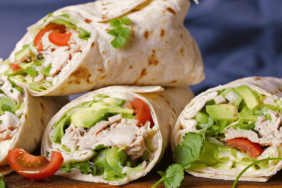 Camping-Rezept “Wrap mit Avocado”: Schnell und einfach